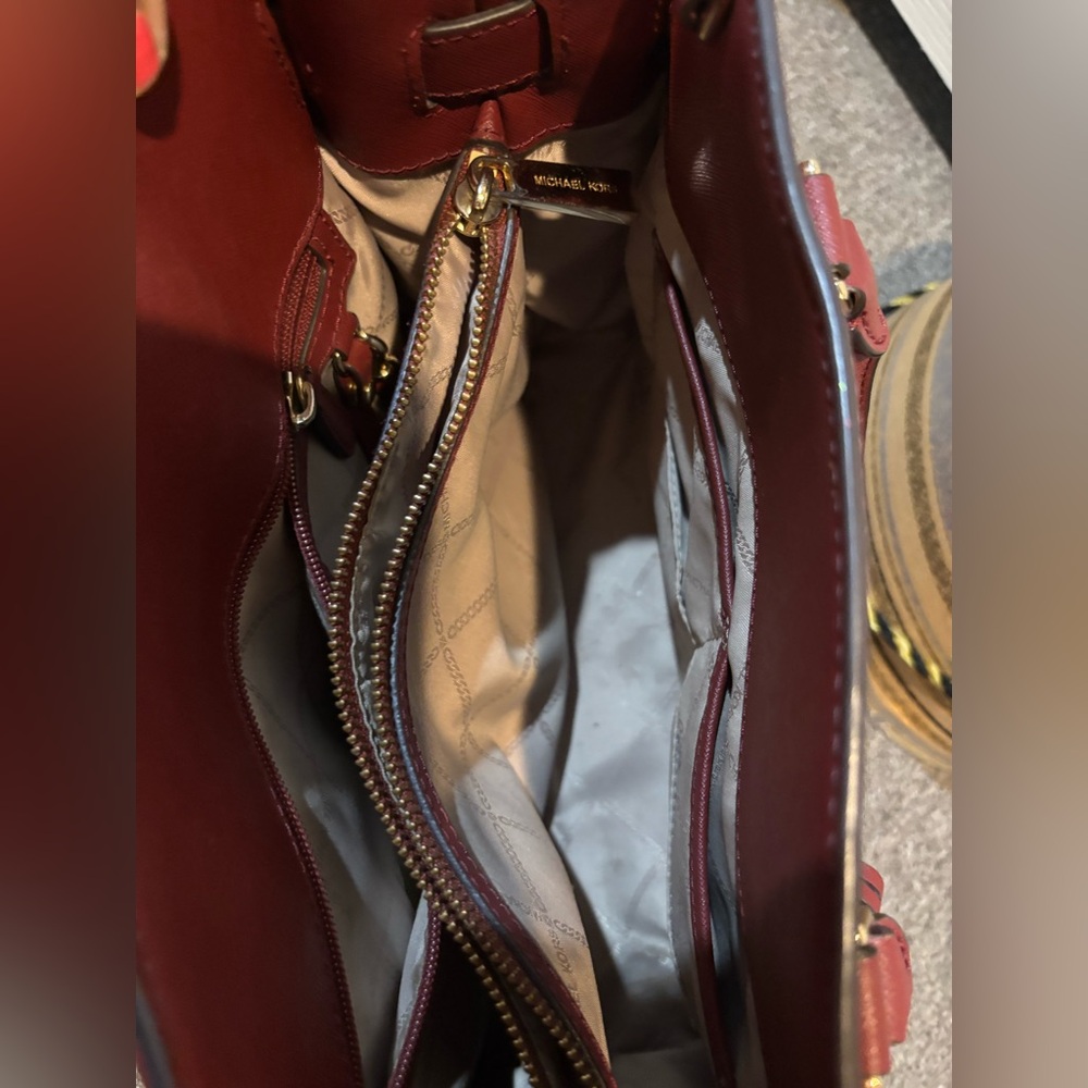 Michael Kors Dillon Large Saffiano Leather Satchel red burgundy leather purse - Picture 5 of 9
